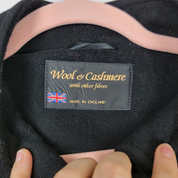 New Eliz Scott Wool Cashmere Blend Cape Black - Picture 8 of 13